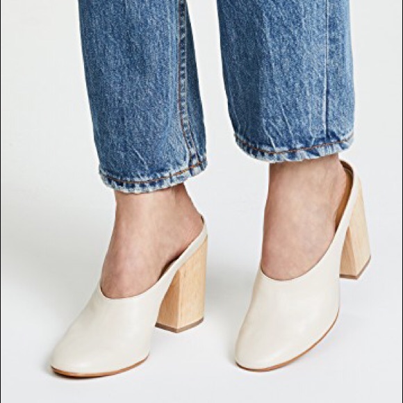 dolce vita boston mule